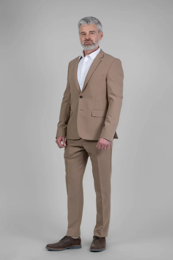 Класичний чоловічий костюм двійка бежевий