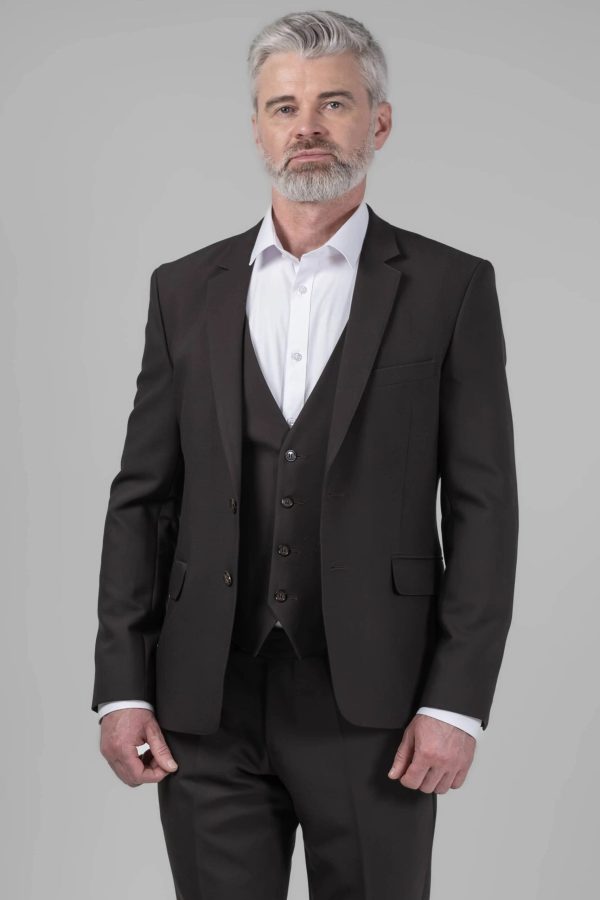 Класичний чоловічий костюм трійка темно-коричневий