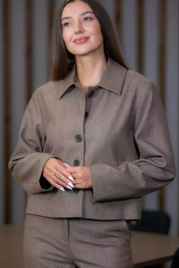 Куртка жіноча коричнева однотонна