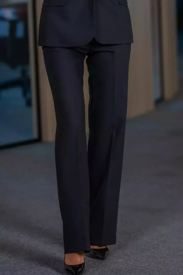 Штани жіночі чорні однотонні