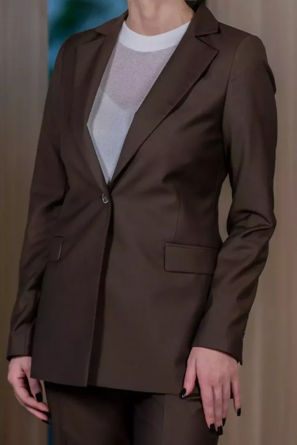 Піджак жіночий коричневий