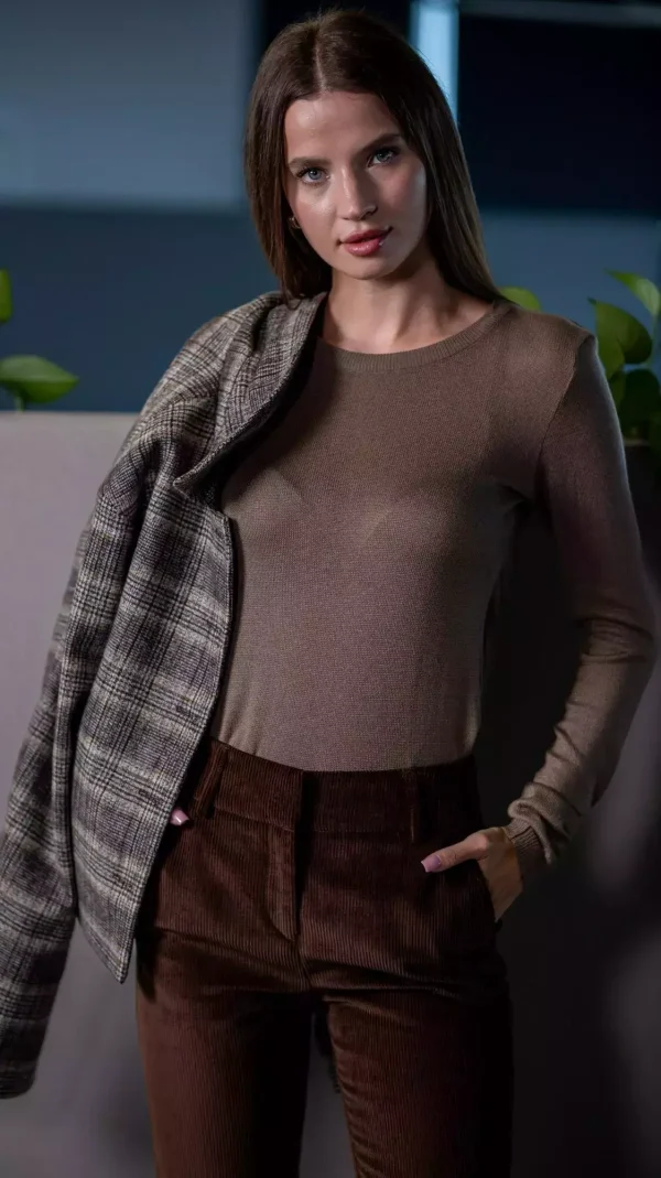 Лонгслів жіночий коричневий