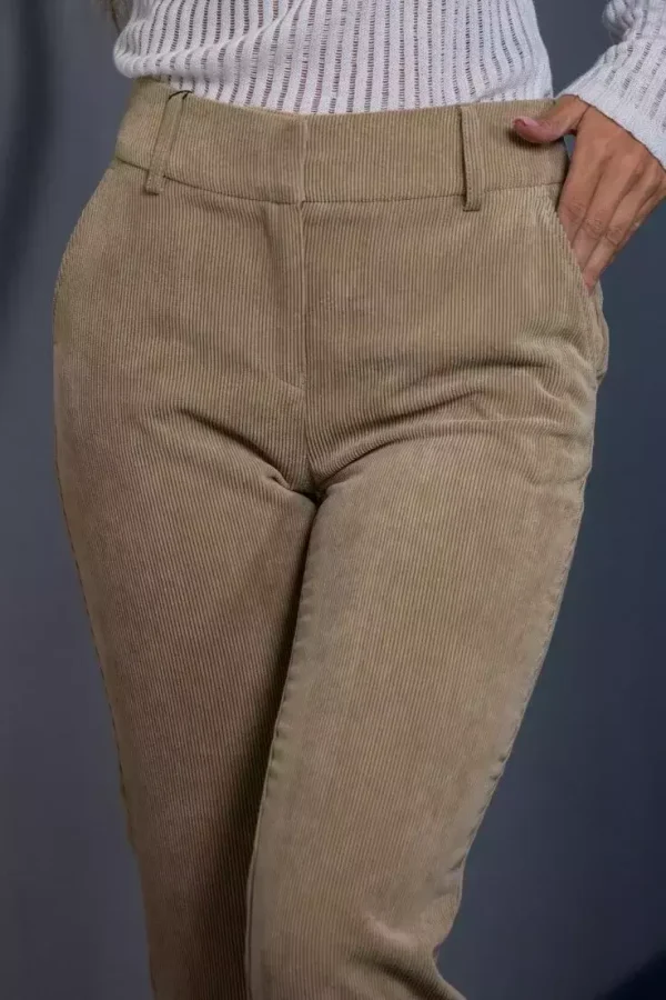 Штани жіночі бежеві однотонні