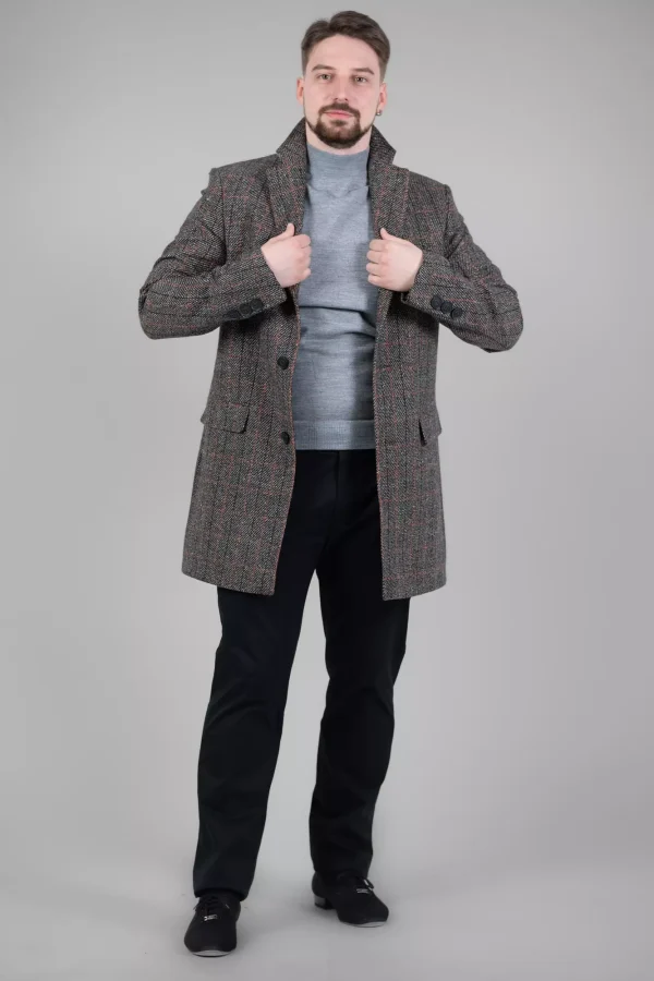 Пальто чоловіче коричневе в клітинку з вовни осінь-зима