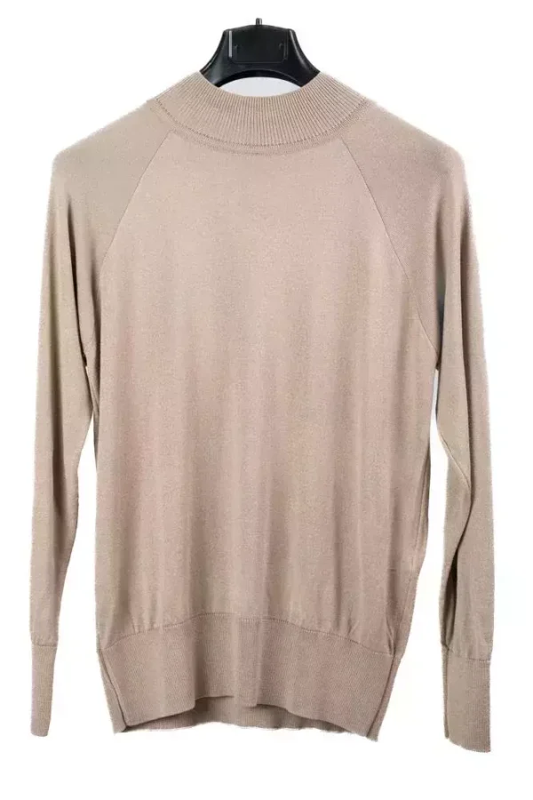 Гольф жіночий бежевий однотонний