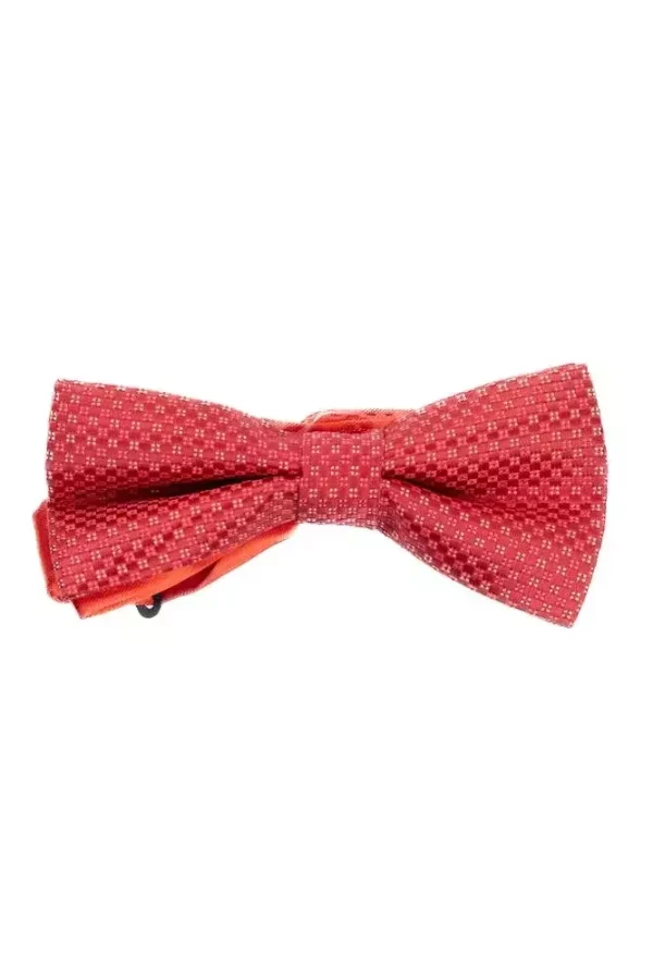 Метелик червоний в клітинку