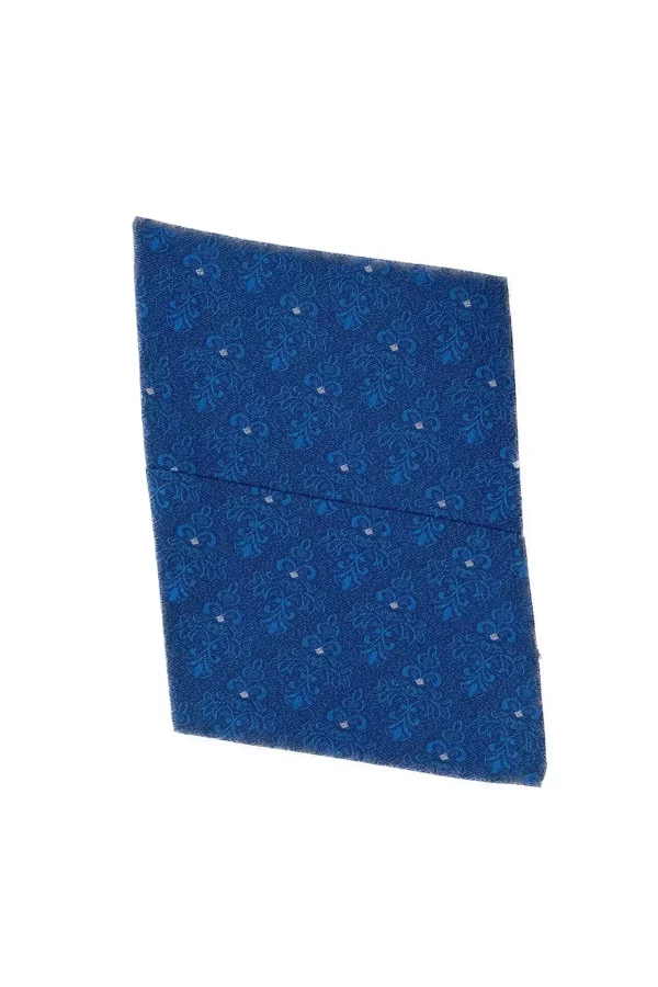 Попередньо складена хустинка-паше синя з орнаментом