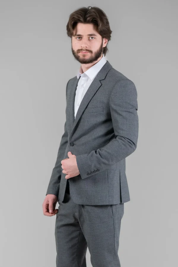 Костюм чоловічий сірий класичний