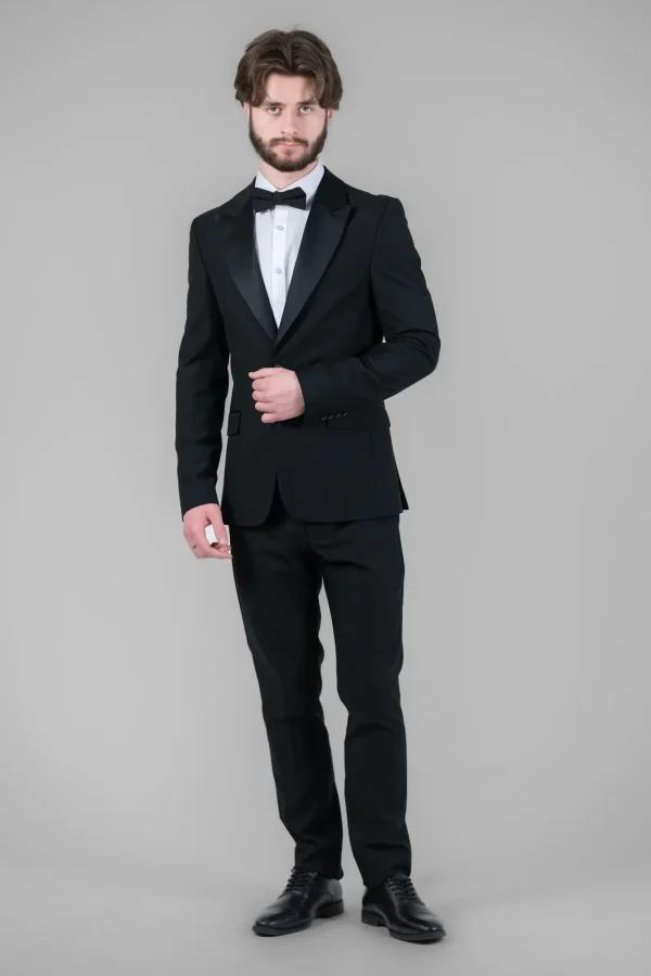 Костюм чоловічий чорний із шалевим лацканом