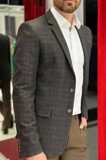 Піджак чоловічий коричневий в клітинку